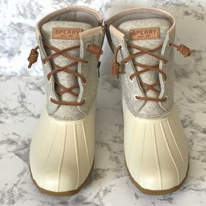 NWOT SPERRY Women's Saltwater Wool Embossed Duck Boot w/ Thinsulate™